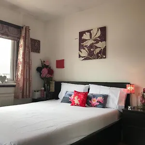 Spacious House 15min To Canary Wharf/o2/excel/central London