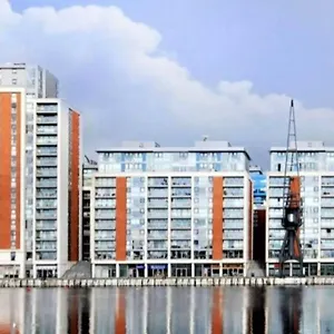 Lovely Waterfront Flat Canary Wharf Excel Centre London